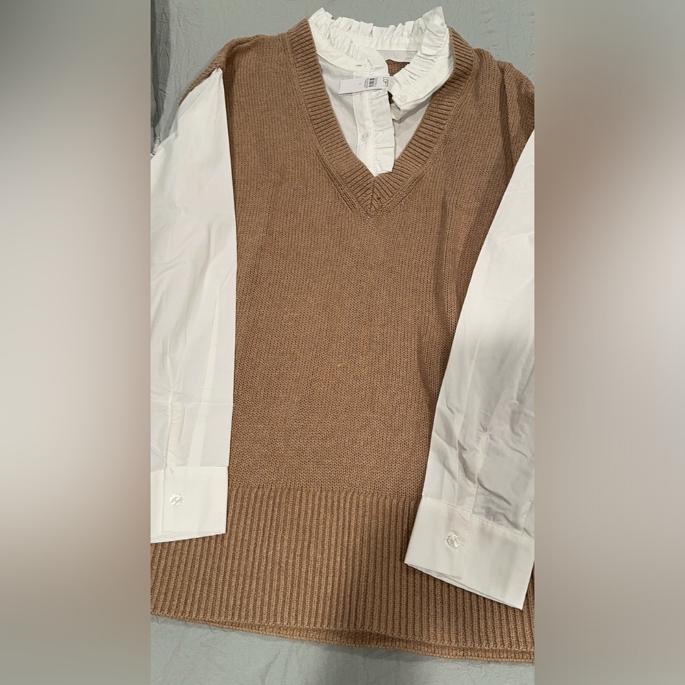 Loft mixed media sweater size small.
